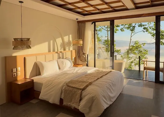 The Casa Lunamoon Hotel